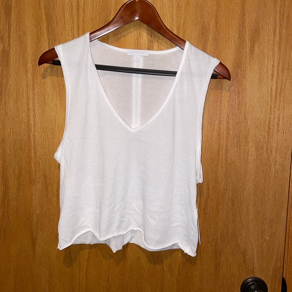 Beyond Yoga cropped tank